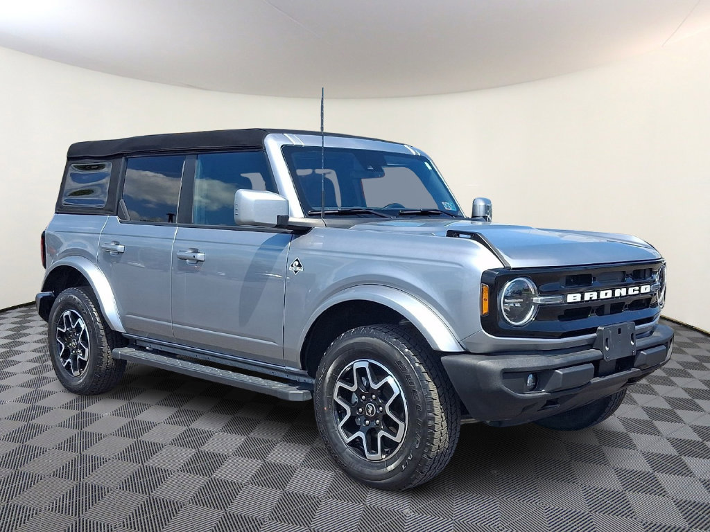 2023 Ford Bronco 4-Door Outer Banks