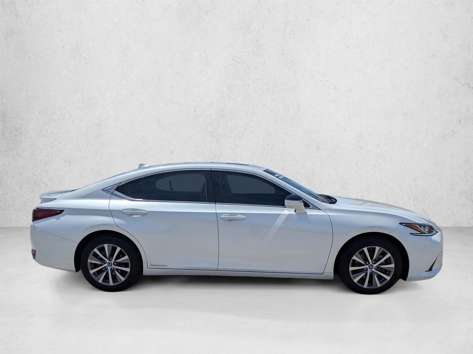 Used 2020 Lexus ES Sedan