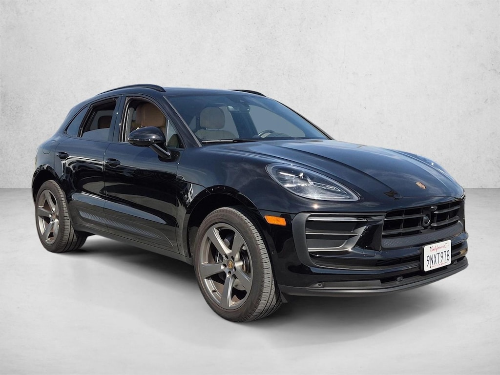 Used 2024 Porsche Macan T Sport Utility