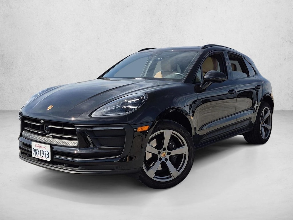 Used 2024 Porsche Macan T Sport Utility