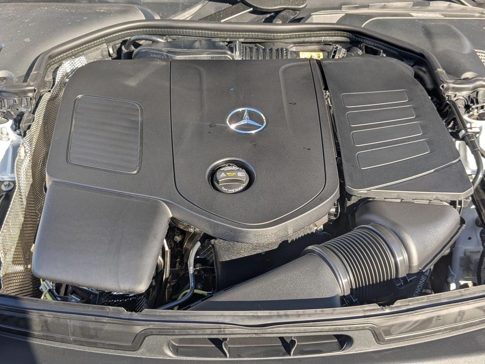 2026 Mercedes-Benz C-Class Sedan C 300 - Photo 15