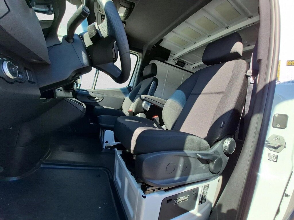 New 2026 Mercedes-Benz Sprinter 2500 2500 Standard Roof I4 Diesel HO 144" RWD Van Cargo Van