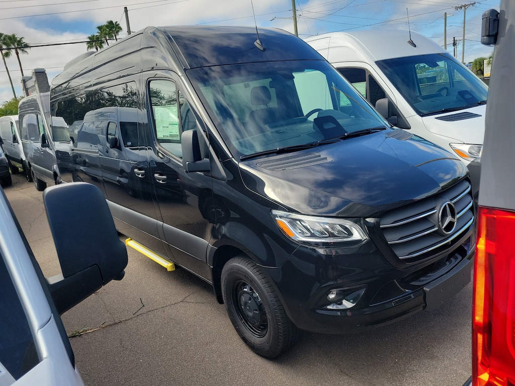 New 2026 Mercedes-Benz Sprinter Passenger Van Passenger 170 WB 2500 High Roof I4 Diesel HO 170 RWD