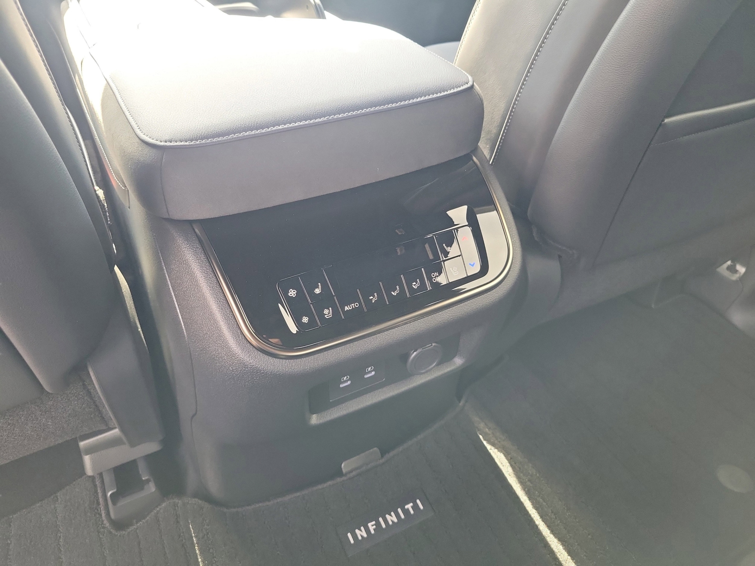 2026 INFINITI QX80 Sport - Photo 16