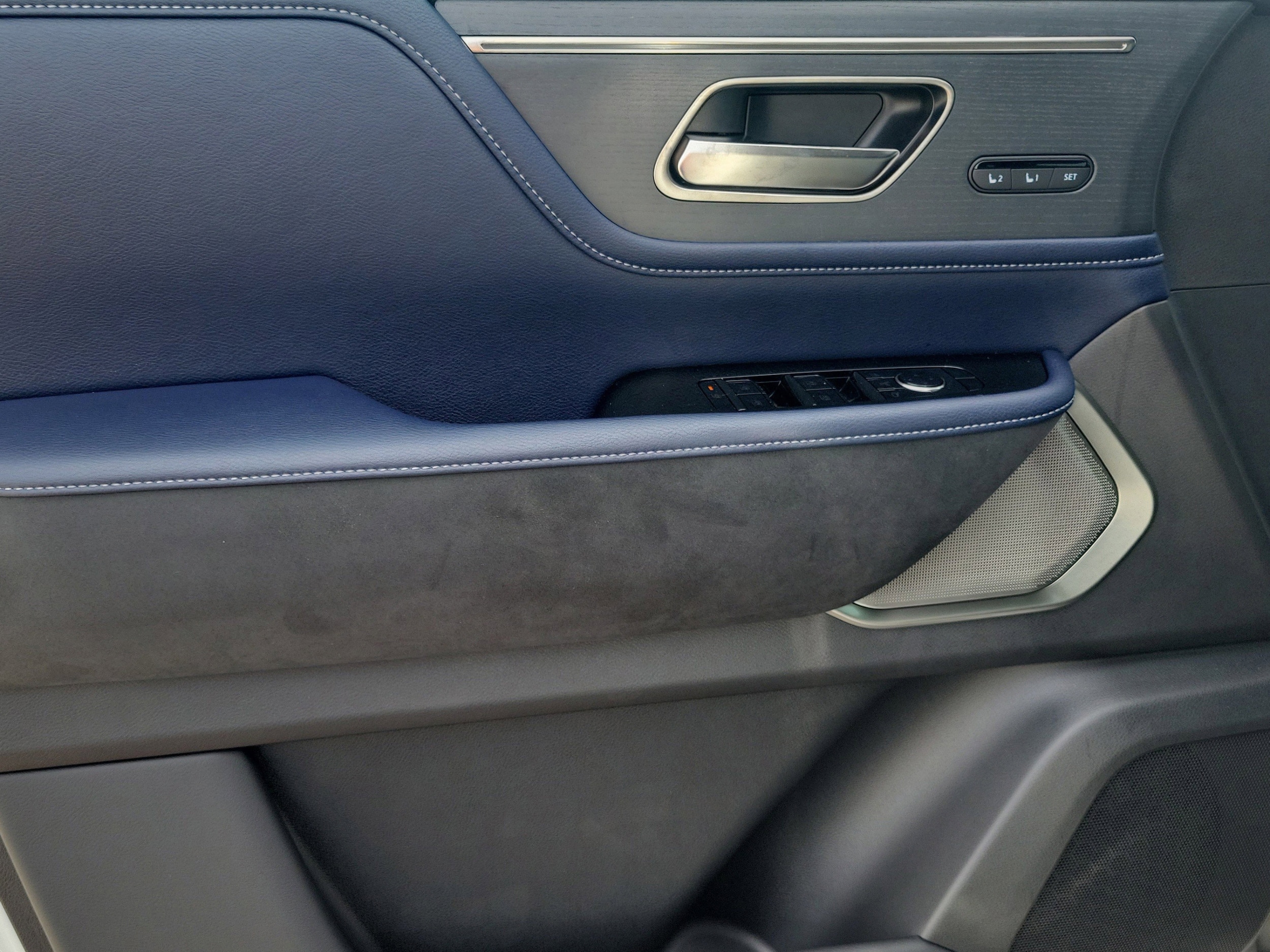 2026 INFINITI QX80 Sport - Photo 15