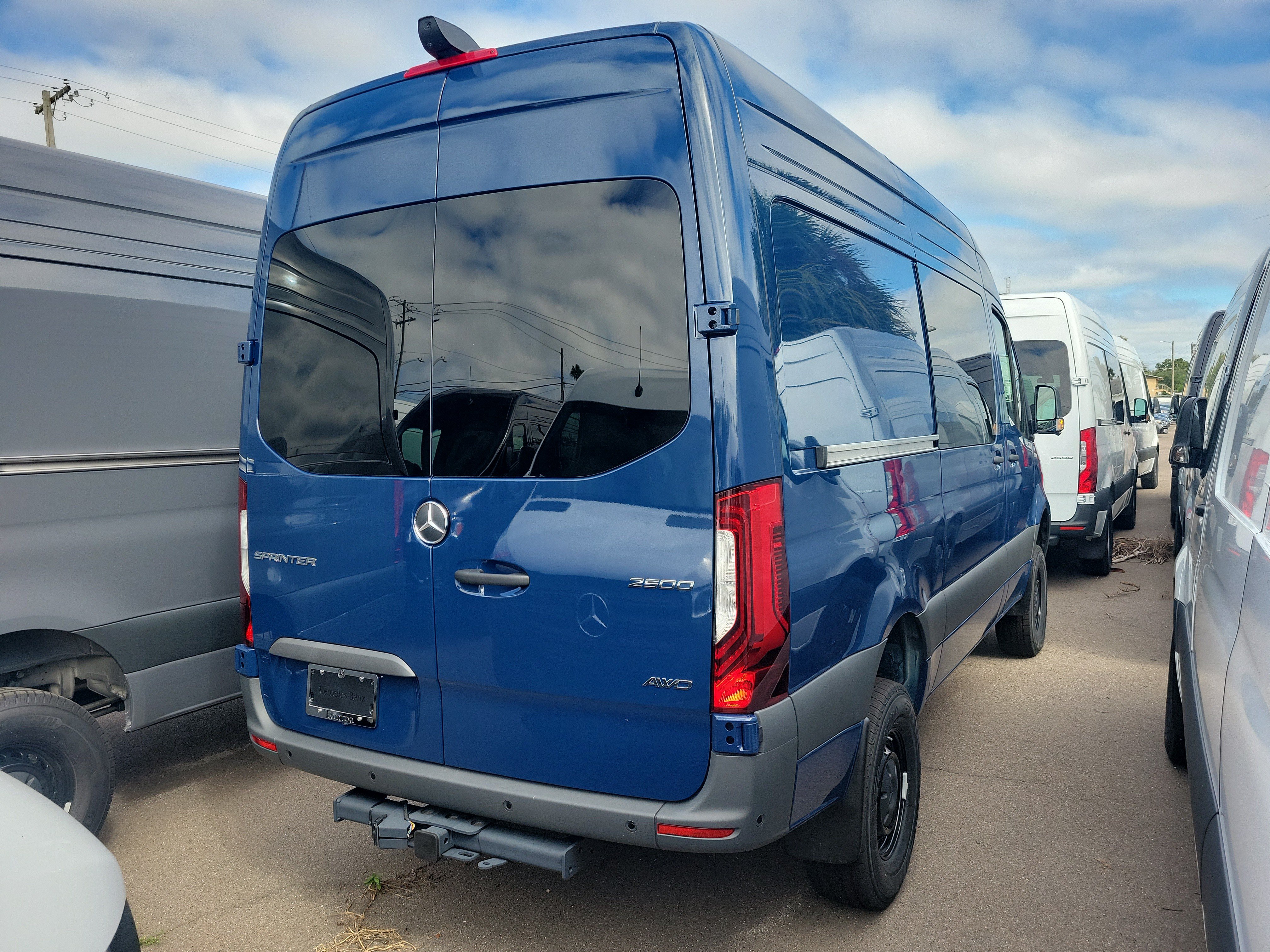 New 2026 Mercedes-Benz Sprinter Crew Van Crew 144 WB 2500 Standard Roof I4 Diesel HO 144 AWD