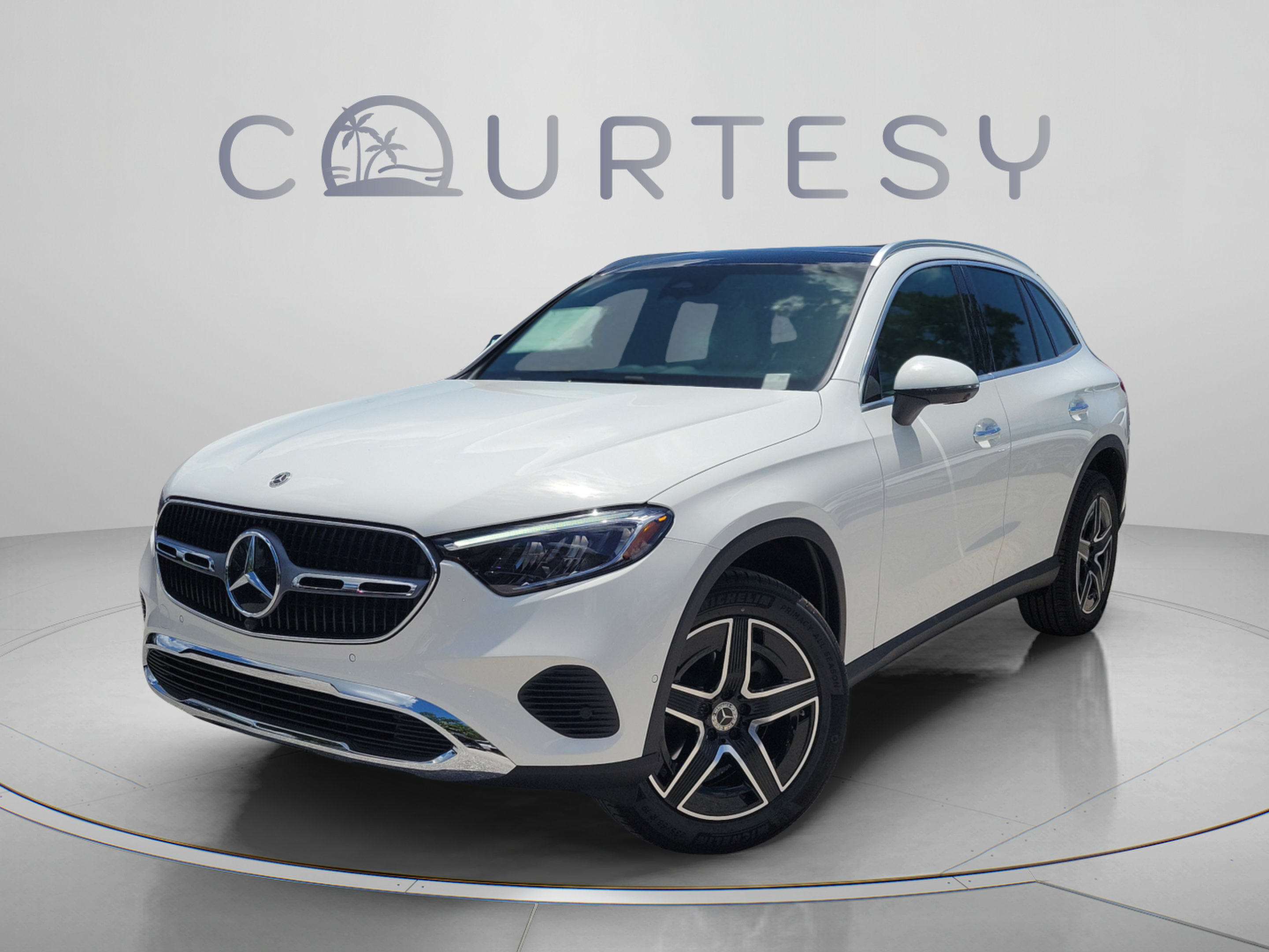  Mercedes-Benz GLC