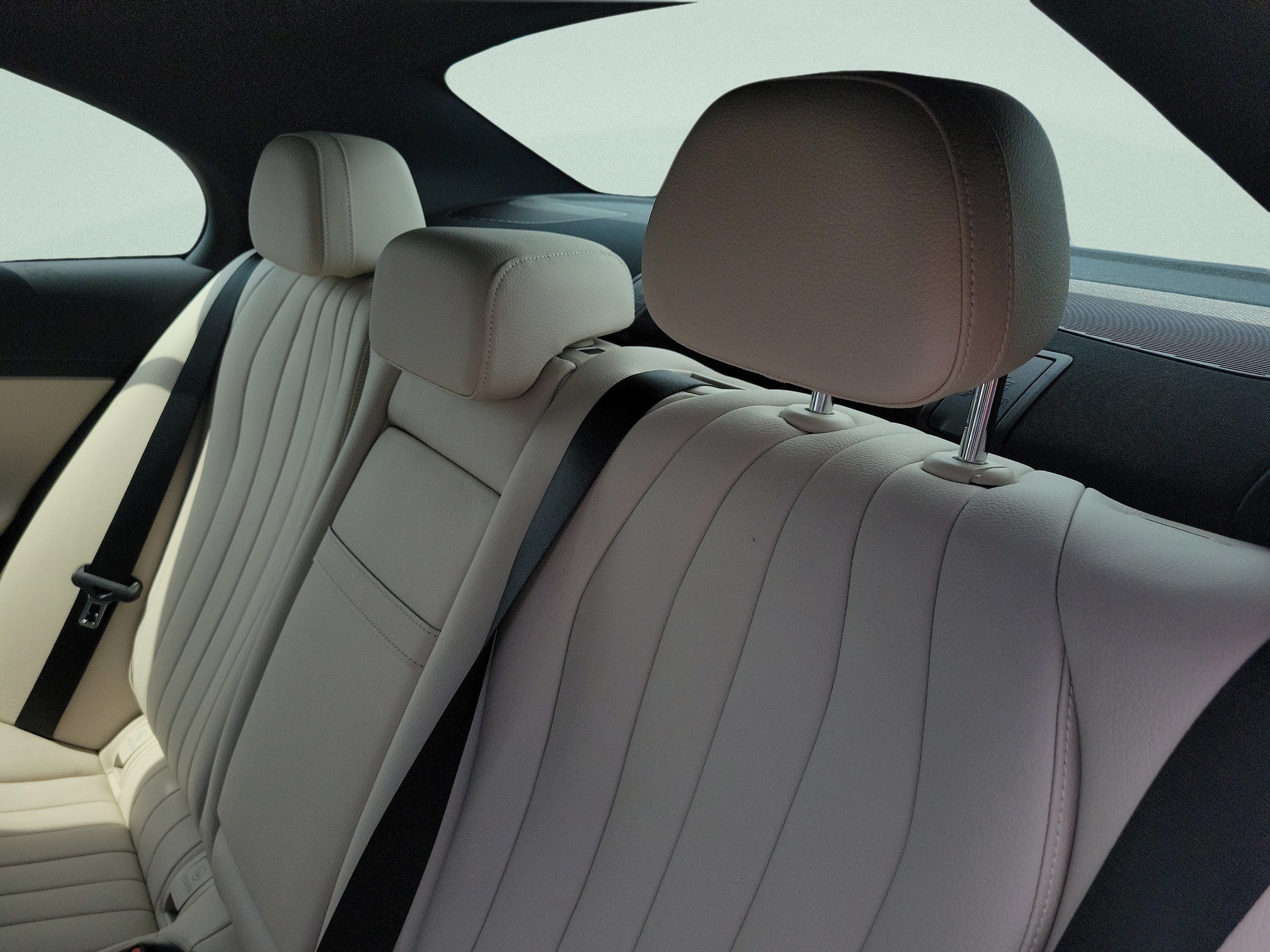 2024 Mercedes-Benz E-Class E450 - Photo 10