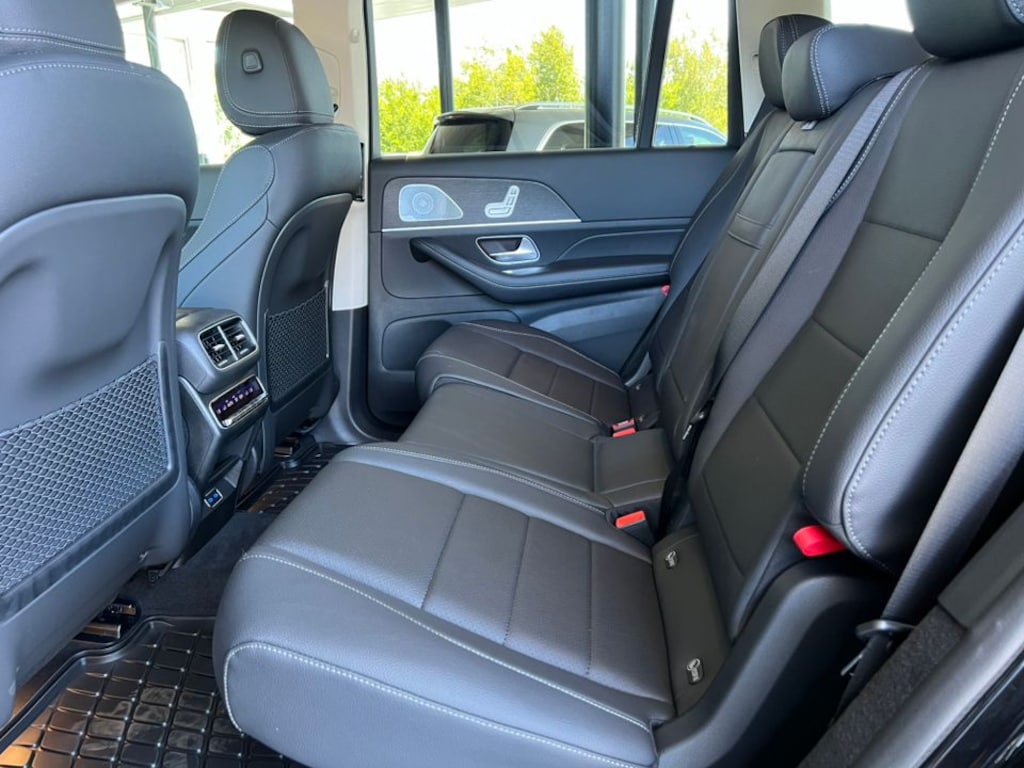 New 2026 Mercedes-Benz GLS 450 4MATIC SUV