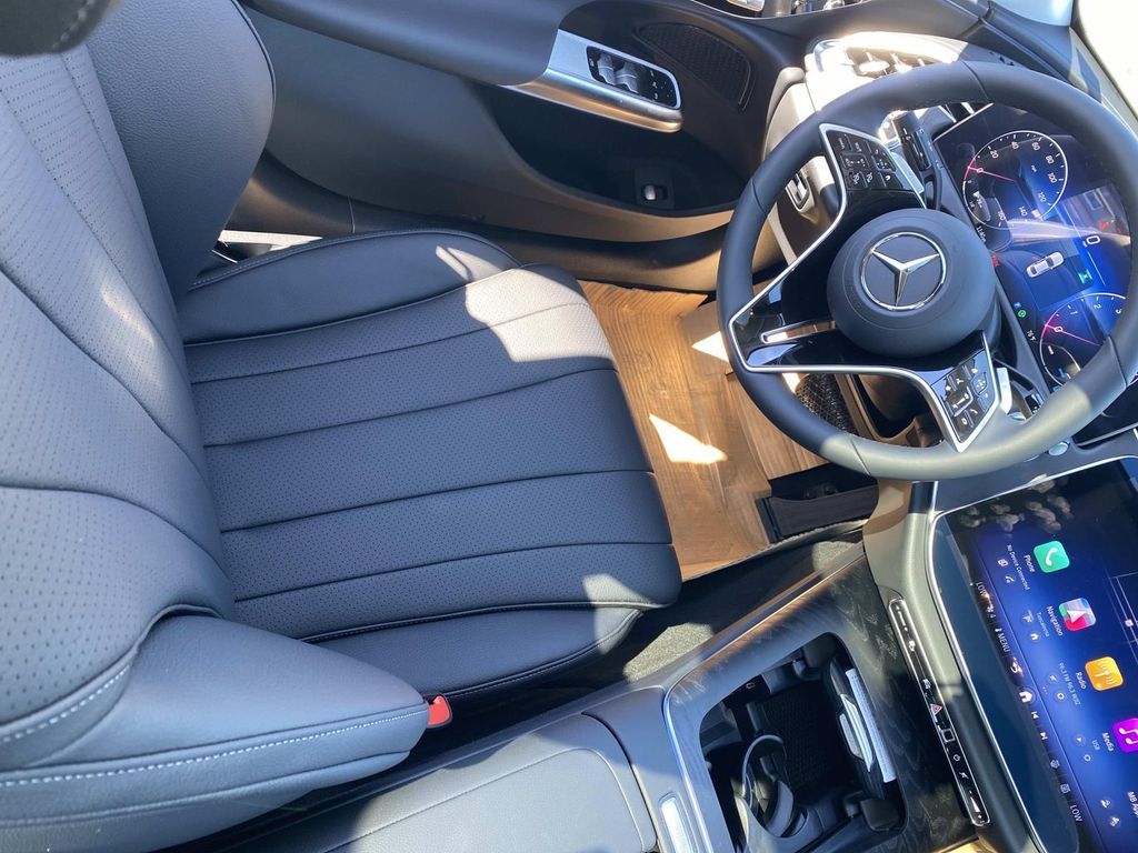 2026 Mercedes-Benz E-Class E350 - Photo 27