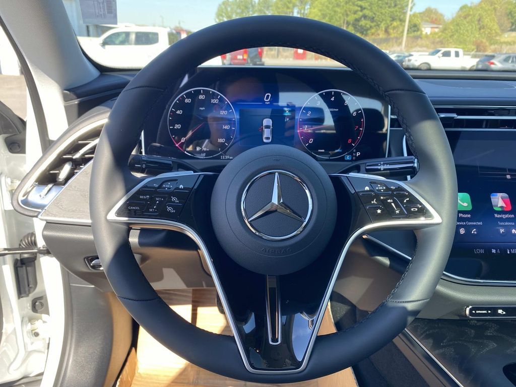 2026 Mercedes-Benz E-Class E350 - Photo 16