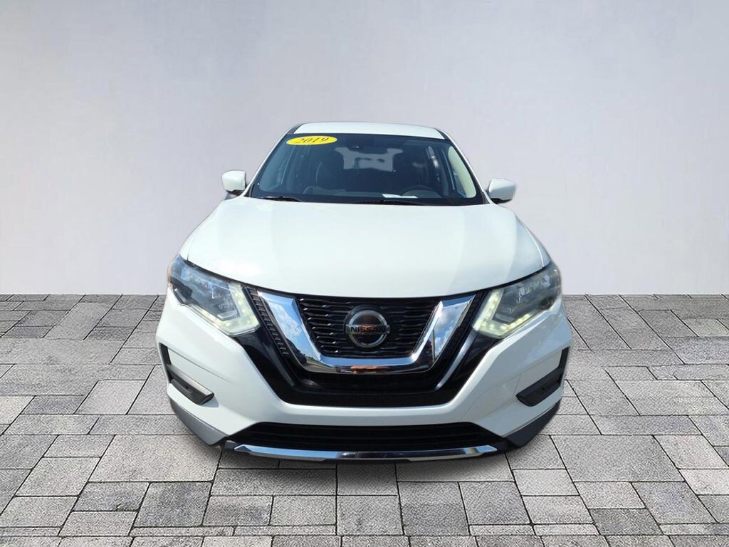 Used 2019 Nissan Rogue S SUV