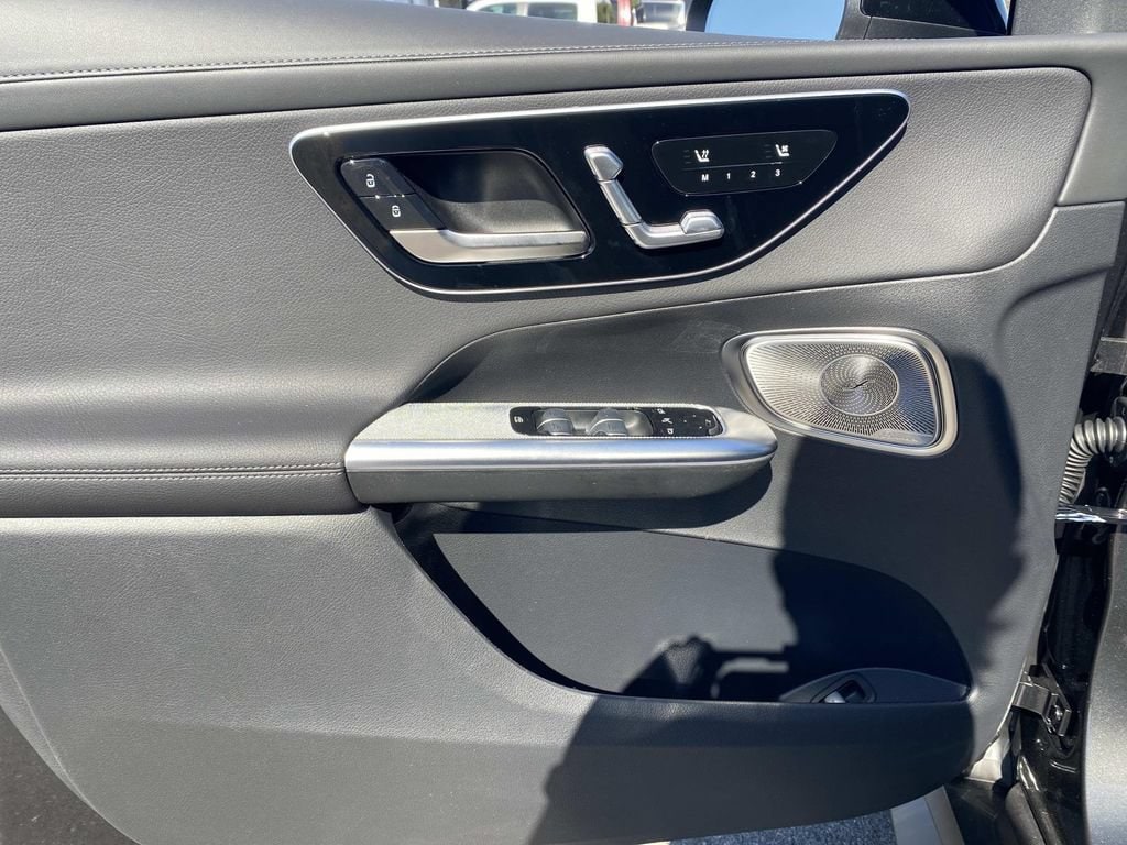 2026 Mercedes-Benz GLC Base - Photo 11