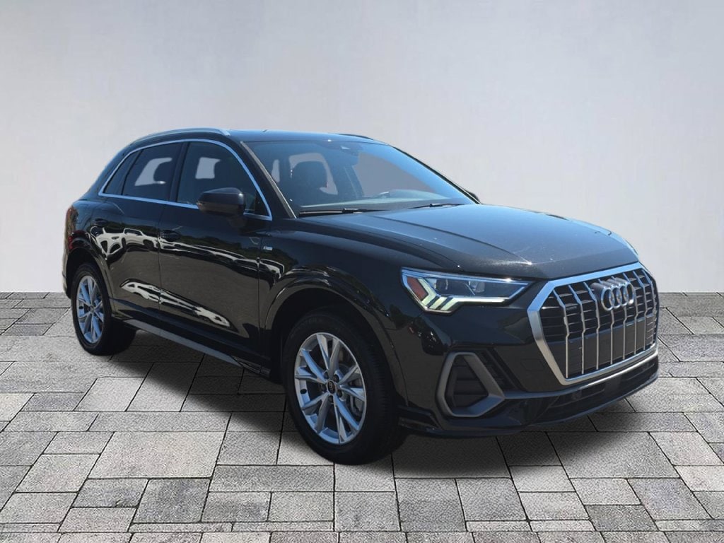 2025 Audi Q3 S Line Premium