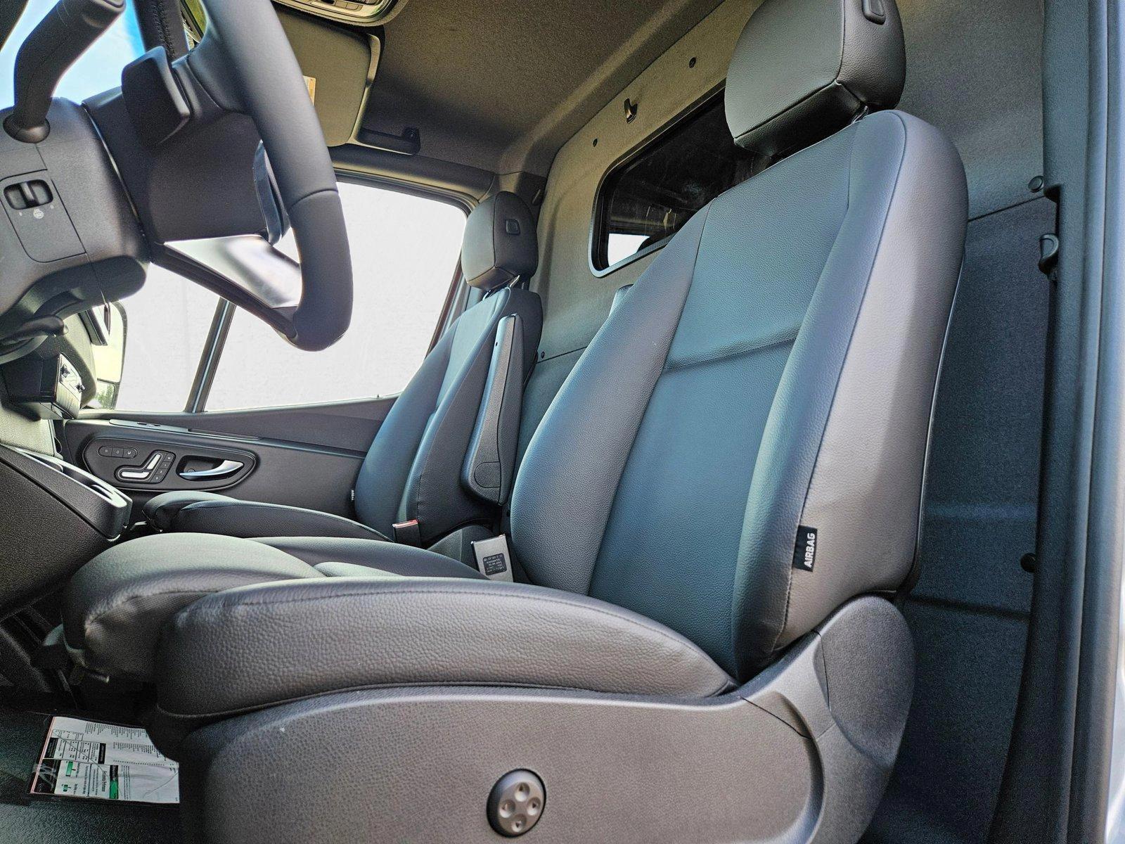 2025 Mercedes-Benz Sprinter Cargo Van Base - Photo 4