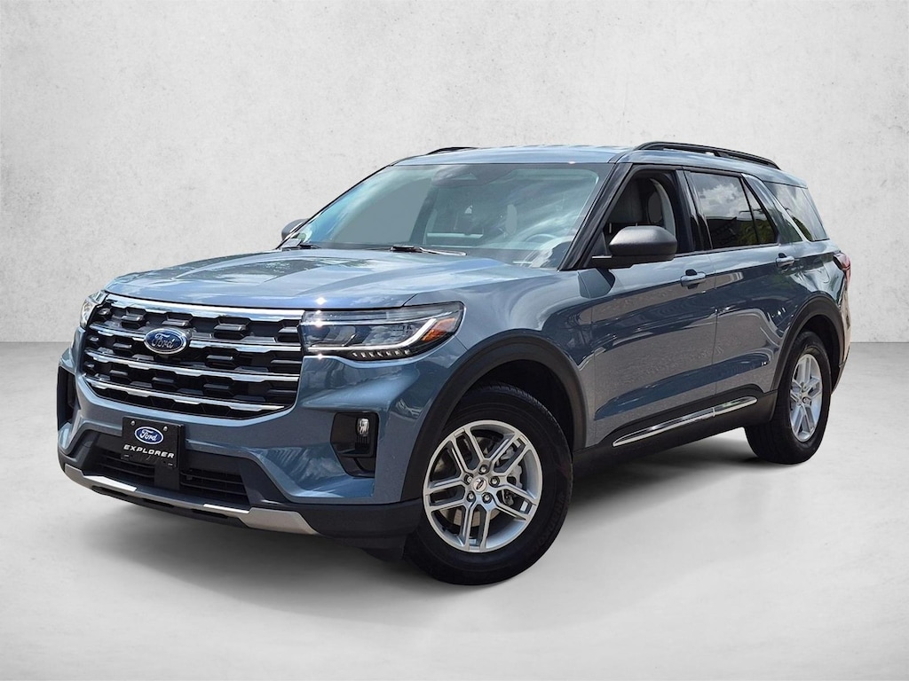 Used 2025 Ford Explorer Active SUV