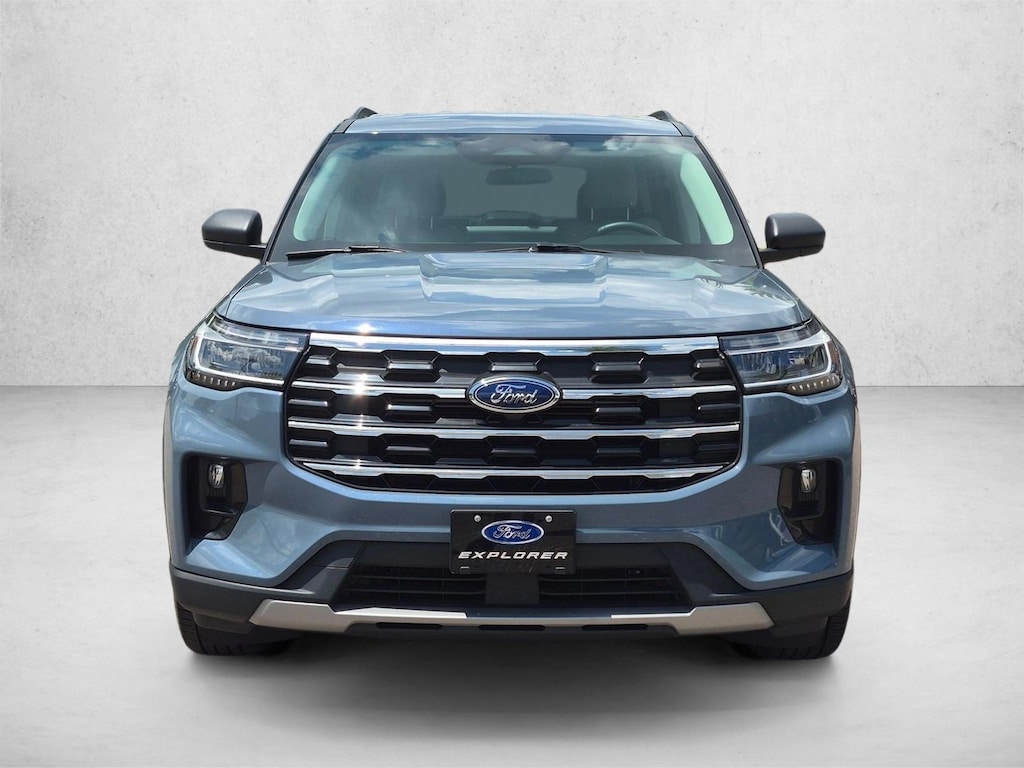 Used 2025 Ford Explorer Active SUV