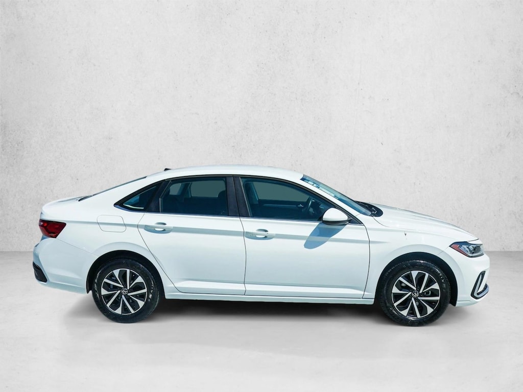 Used 2025 Volkswagen Jetta 1.5T S Sedan