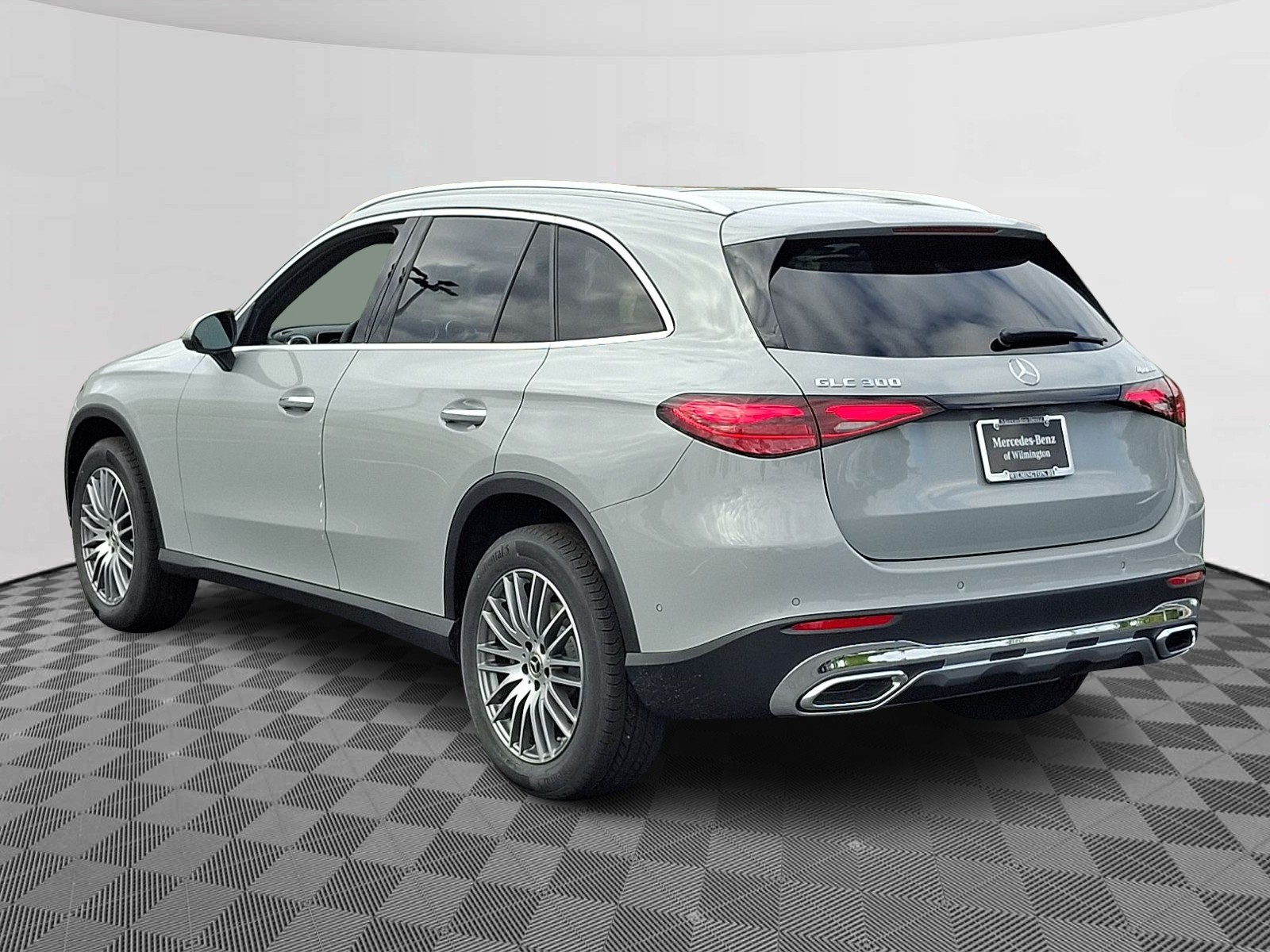 New 2027 Mercedes-Benz GLC 300 4MATIC SUV