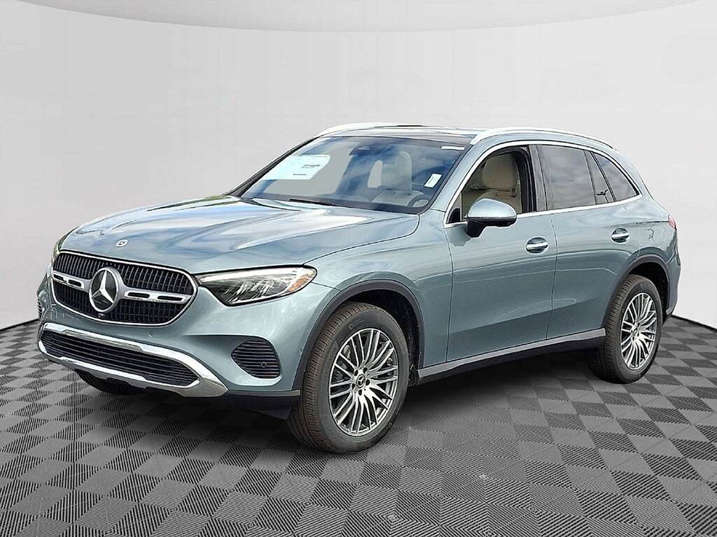 New 2026 Mercedes-Benz GLA 250 4MATIC SUV