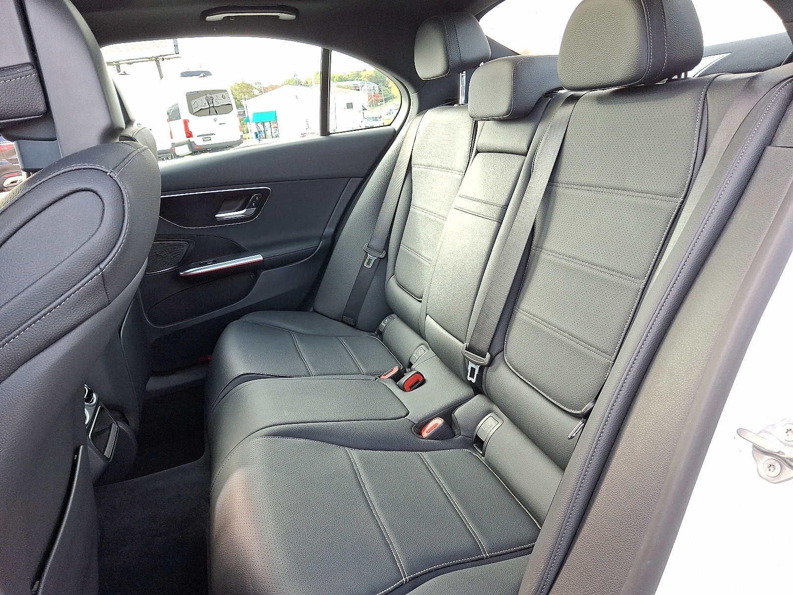 2023 Mercedes-Benz C-Class Sedan C 300 - Photo 10