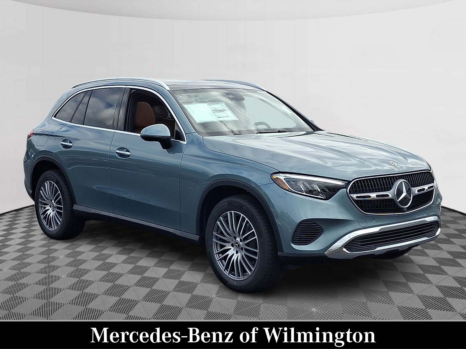 New 2027 Mercedes-Benz GLC 300 4MATIC SUV
