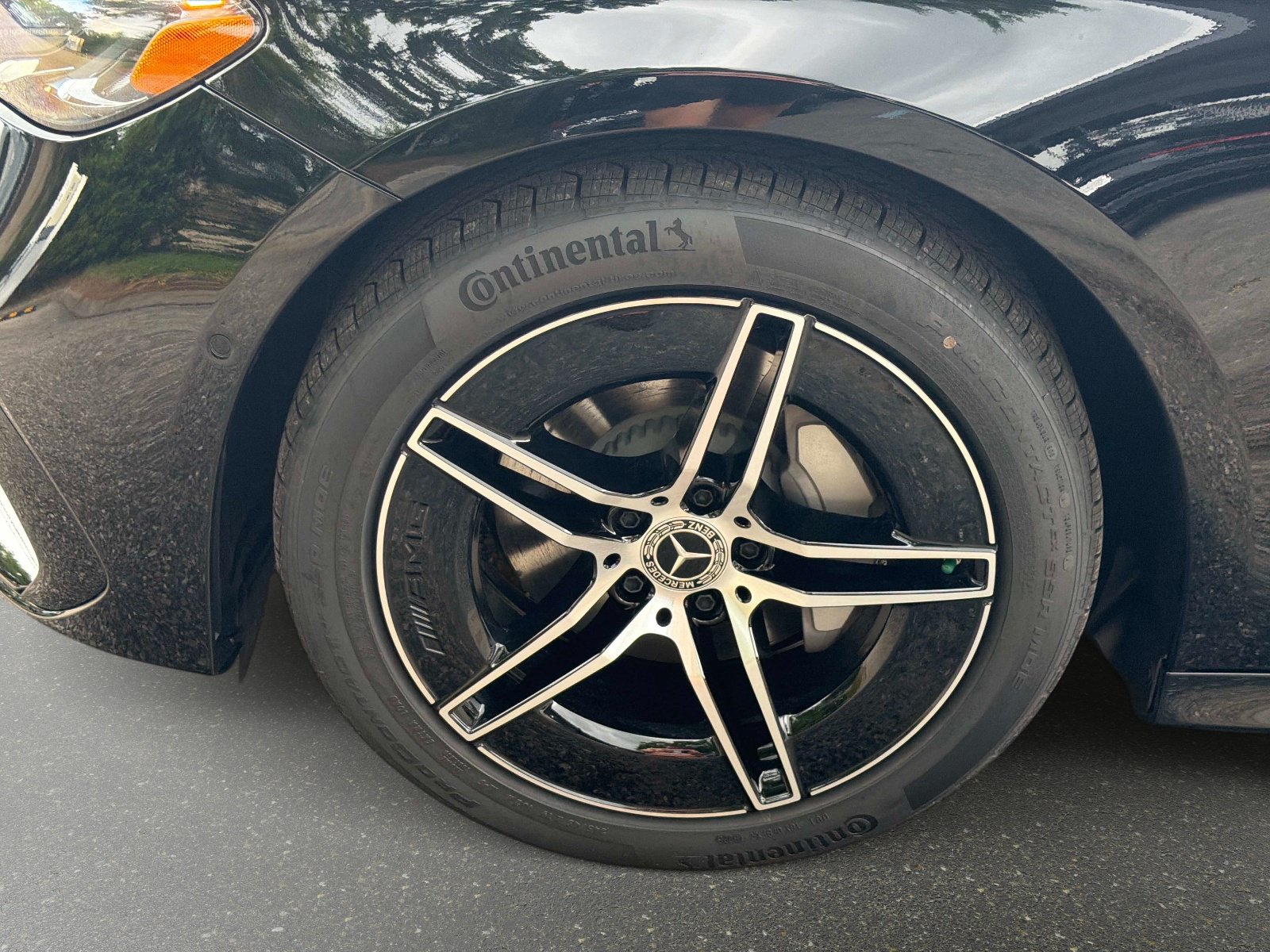 2026 Mercedes-Benz E-Class E350 - Photo 10