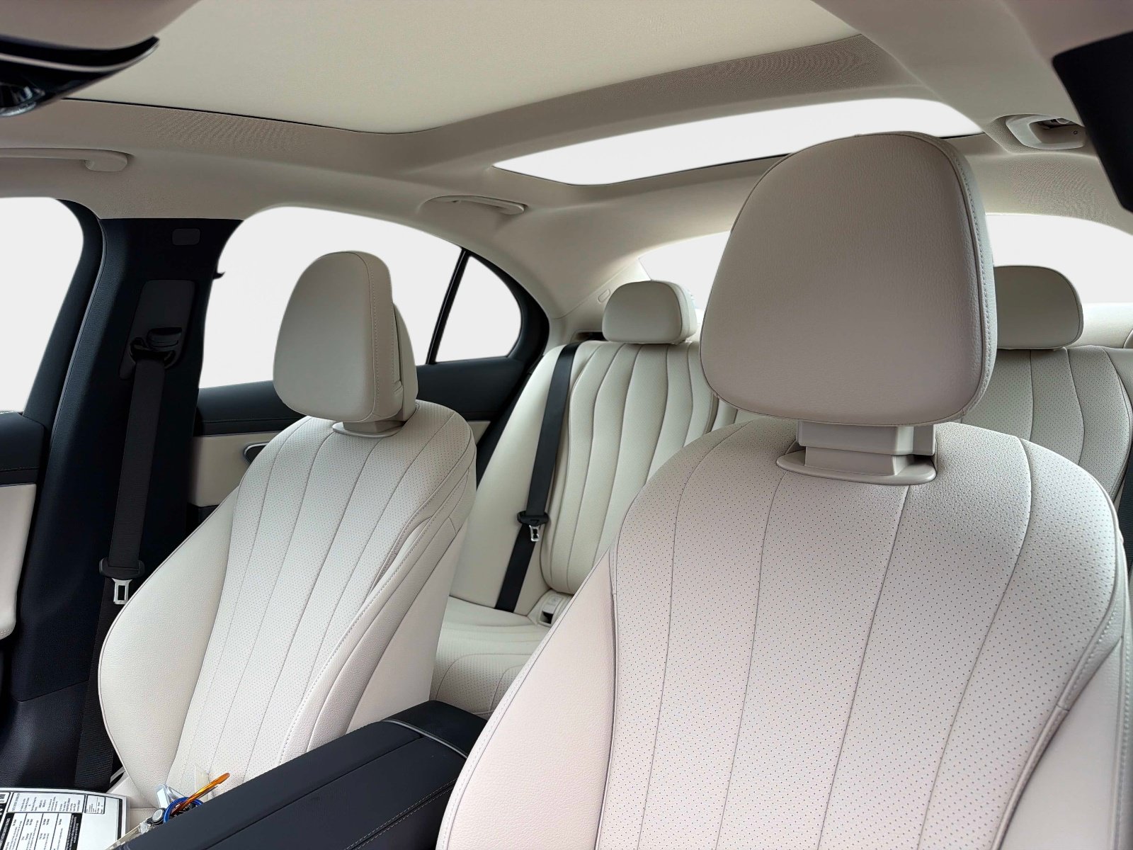 2026 Mercedes-Benz E-Class E350 - Photo 19