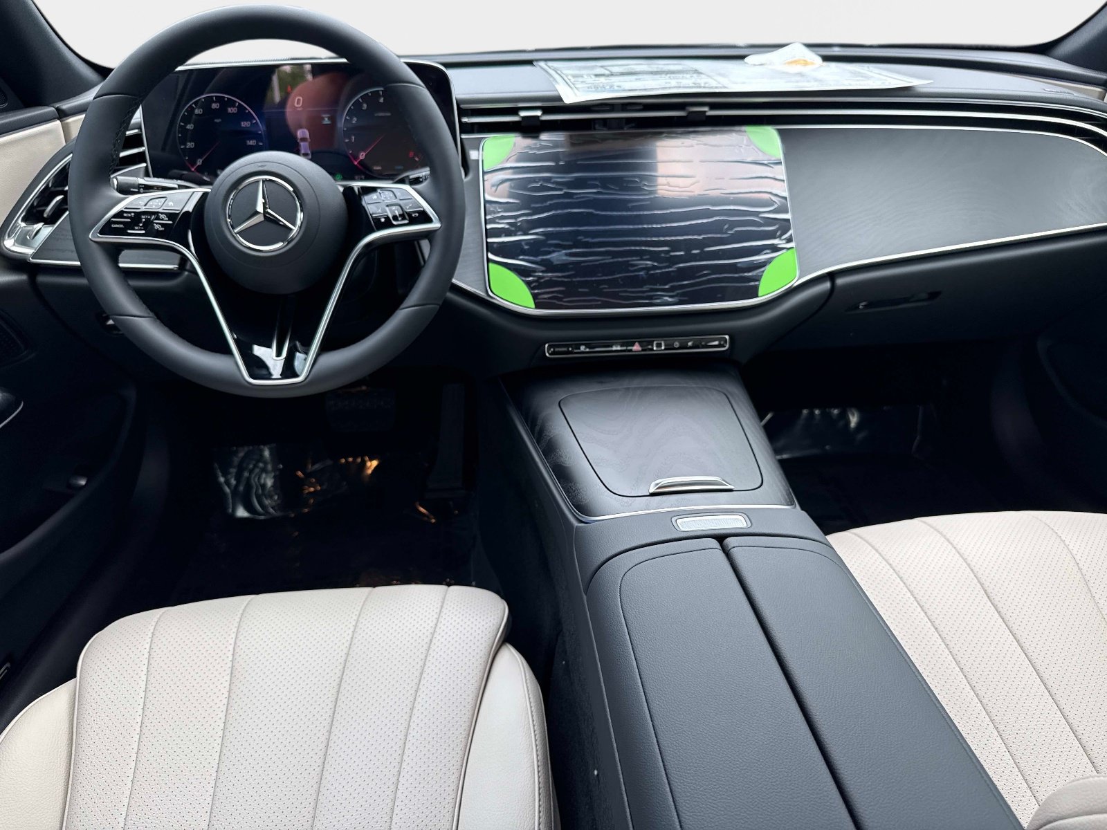 2026 Mercedes-Benz E-Class E350 - Photo 15