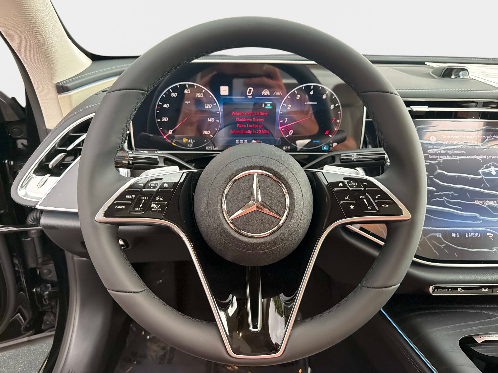 2026 Mercedes-Benz E-Class E350 - Photo 23