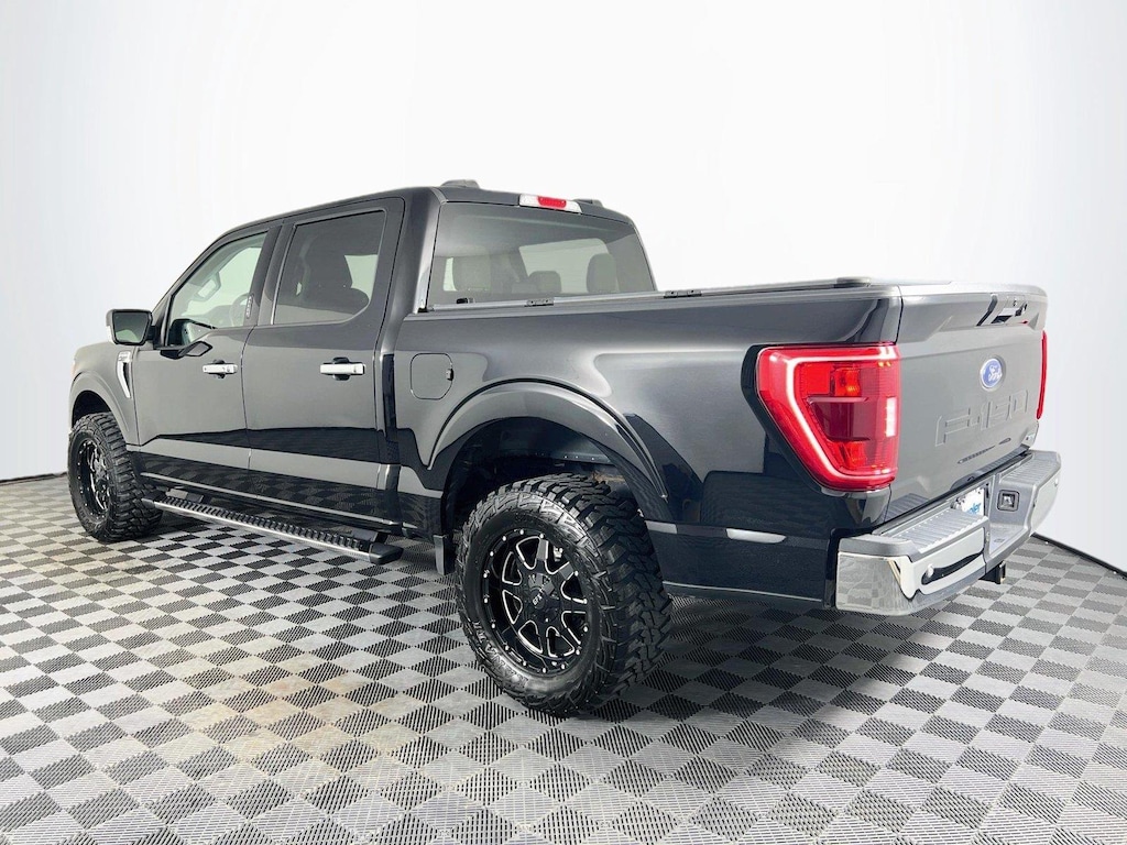 Used 2021 Ford F-150 XLT Truck SuperCrew Cab