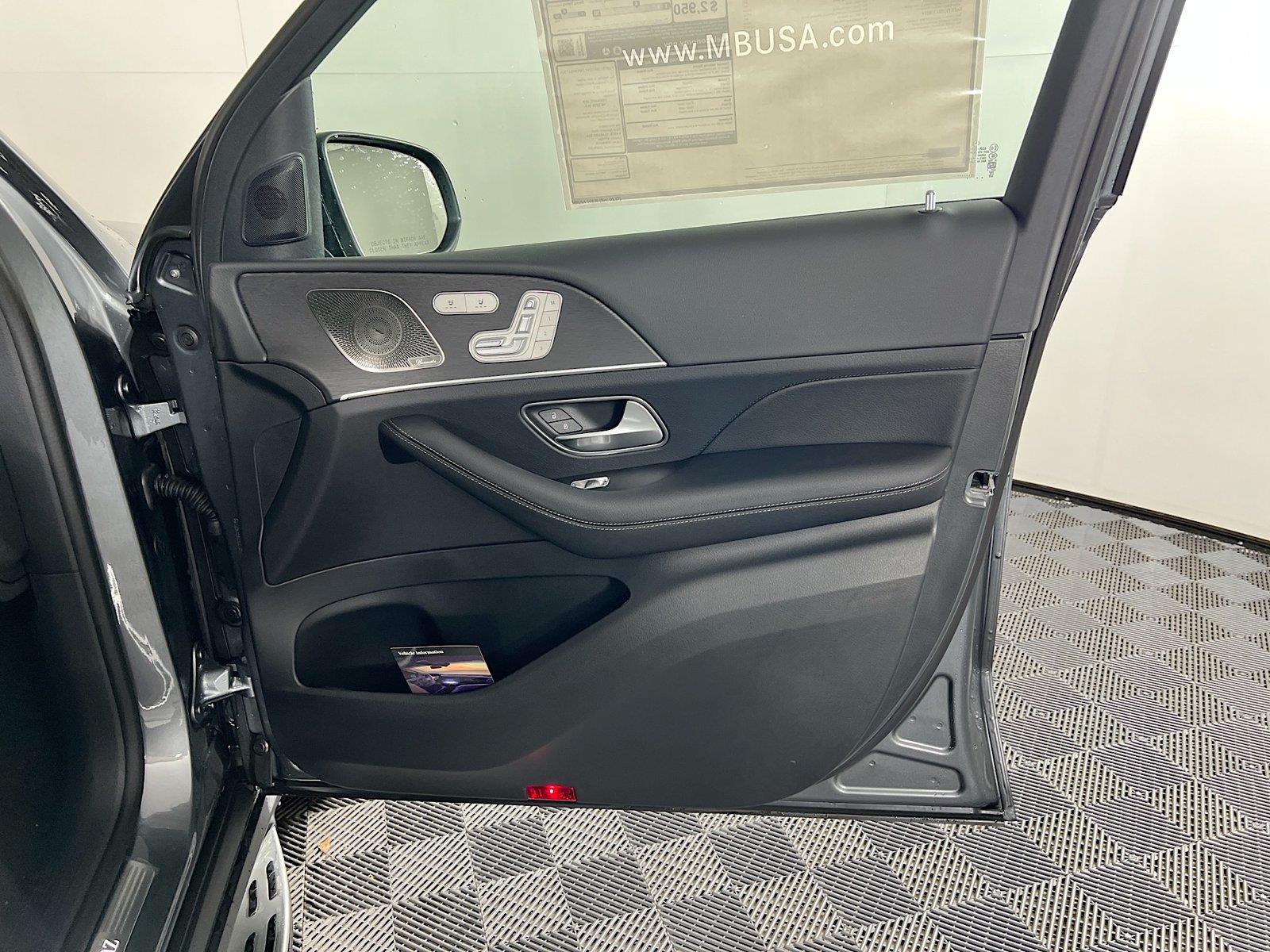 2026 Mercedes-Benz GLS Base - Photo 26