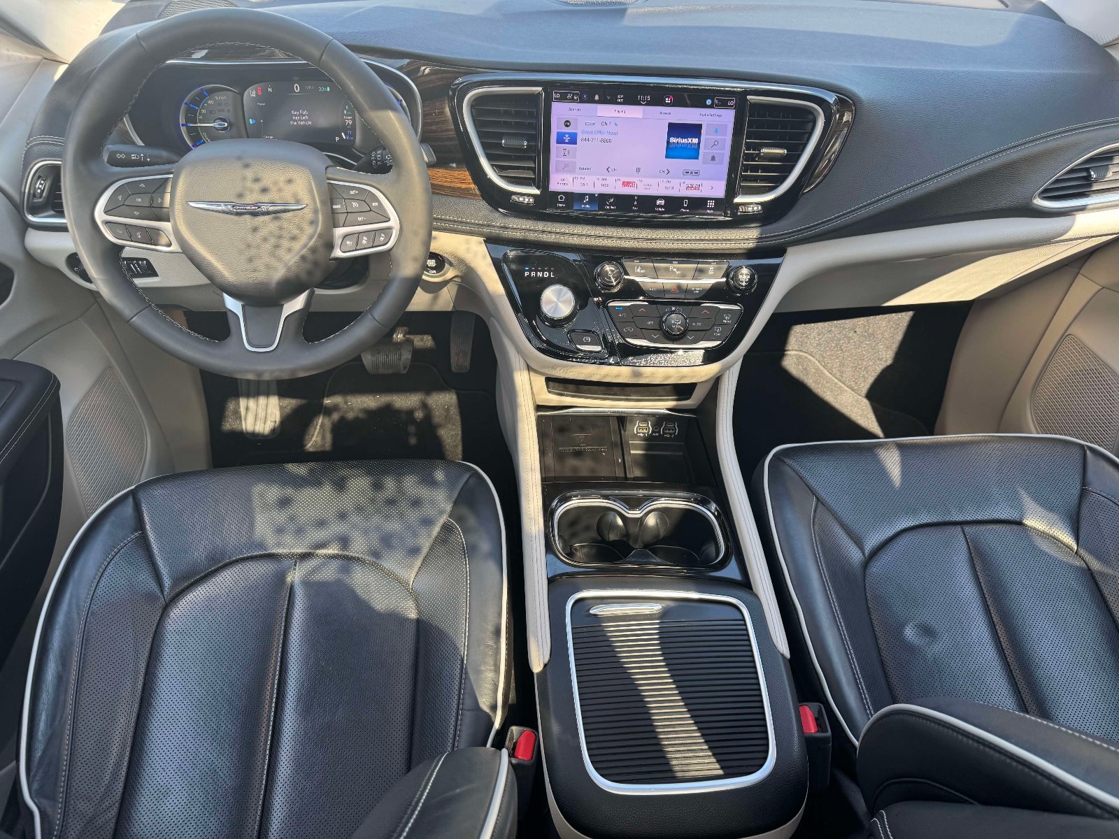 Used 2023 Chrysler Pacifica Hybrid Limited Hybrid Limited FWD