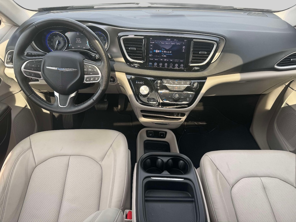 Used 2020 Chrysler Pacifica Touring L Touring L FWD