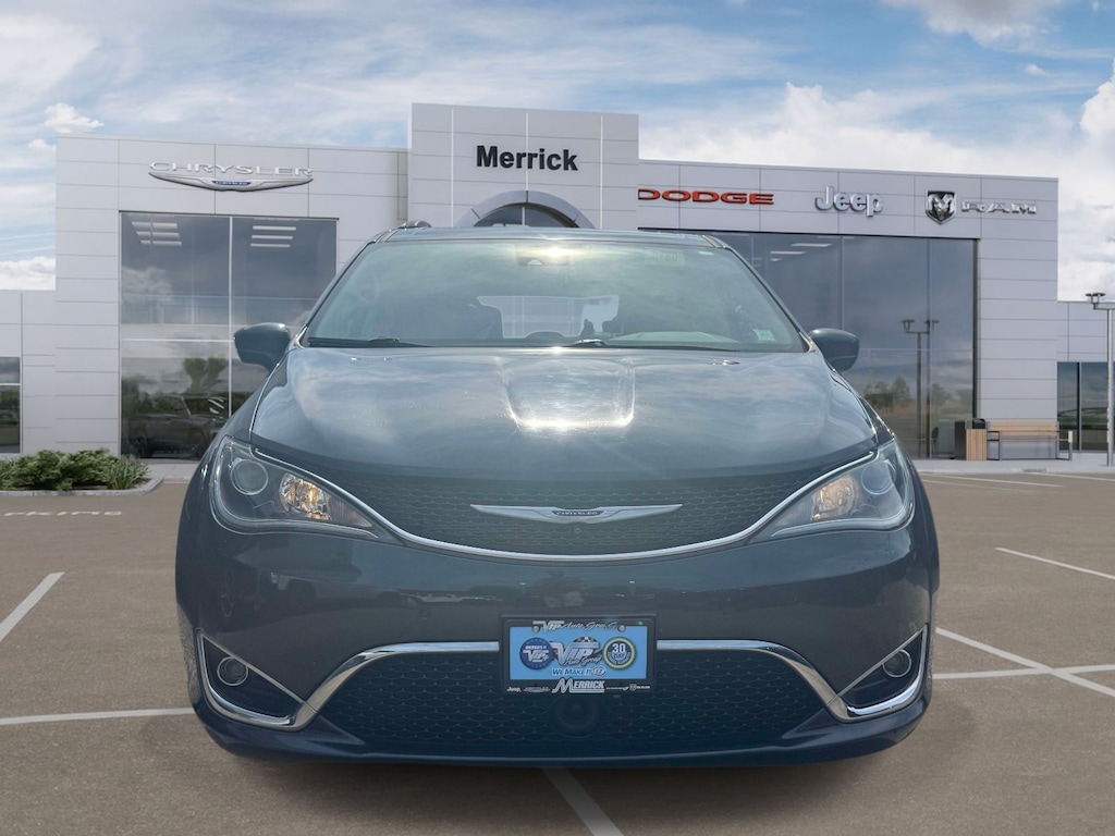 Used 2020 Chrysler Pacifica Touring L Touring L FWD
