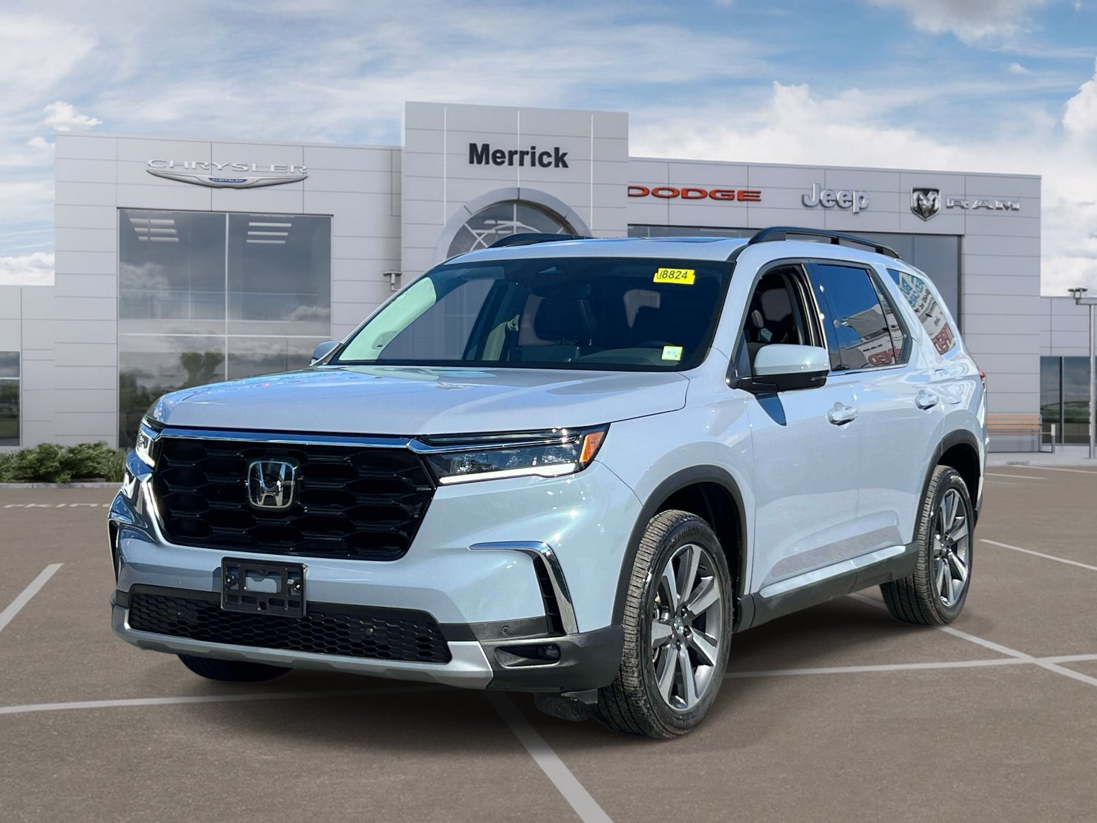 Used 2024 Honda Pilot Touring Touring AWD