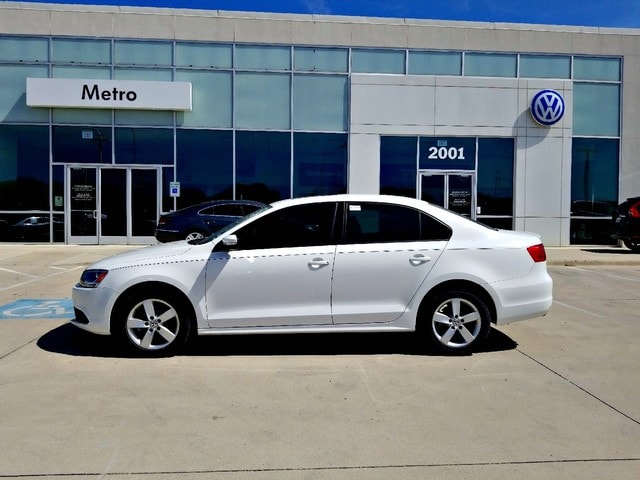3VWLL7AJ5CM415351