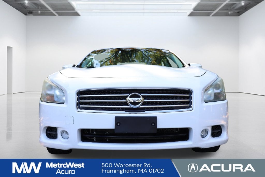 Used 2011 Nissan Maxima SV with VIN 1N4AA5AP1BC865772 for sale in Framingham, MA