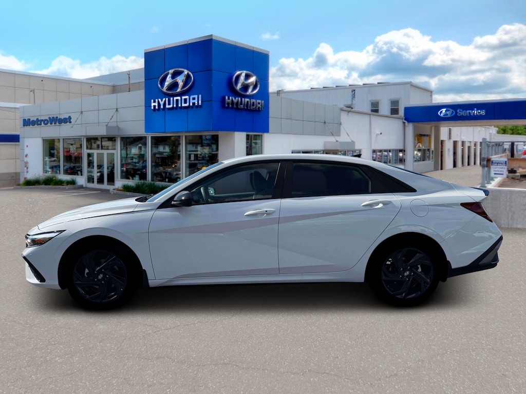 New 2026 Hyundai Elantra SEL Sport Sedan