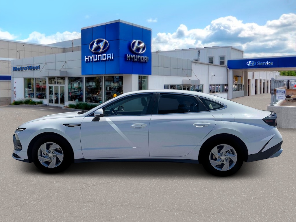 New 2026 Hyundai Sonata SE Sedan