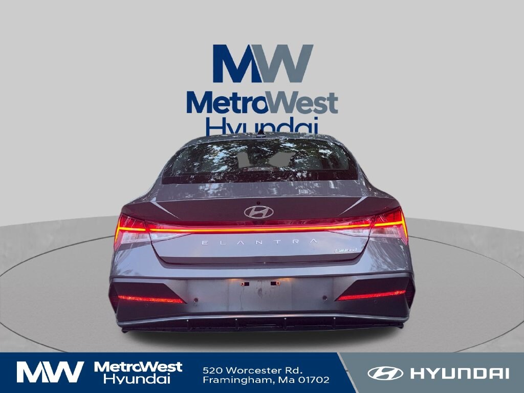 Certified 2024 Hyundai Elantra Limited Sedan