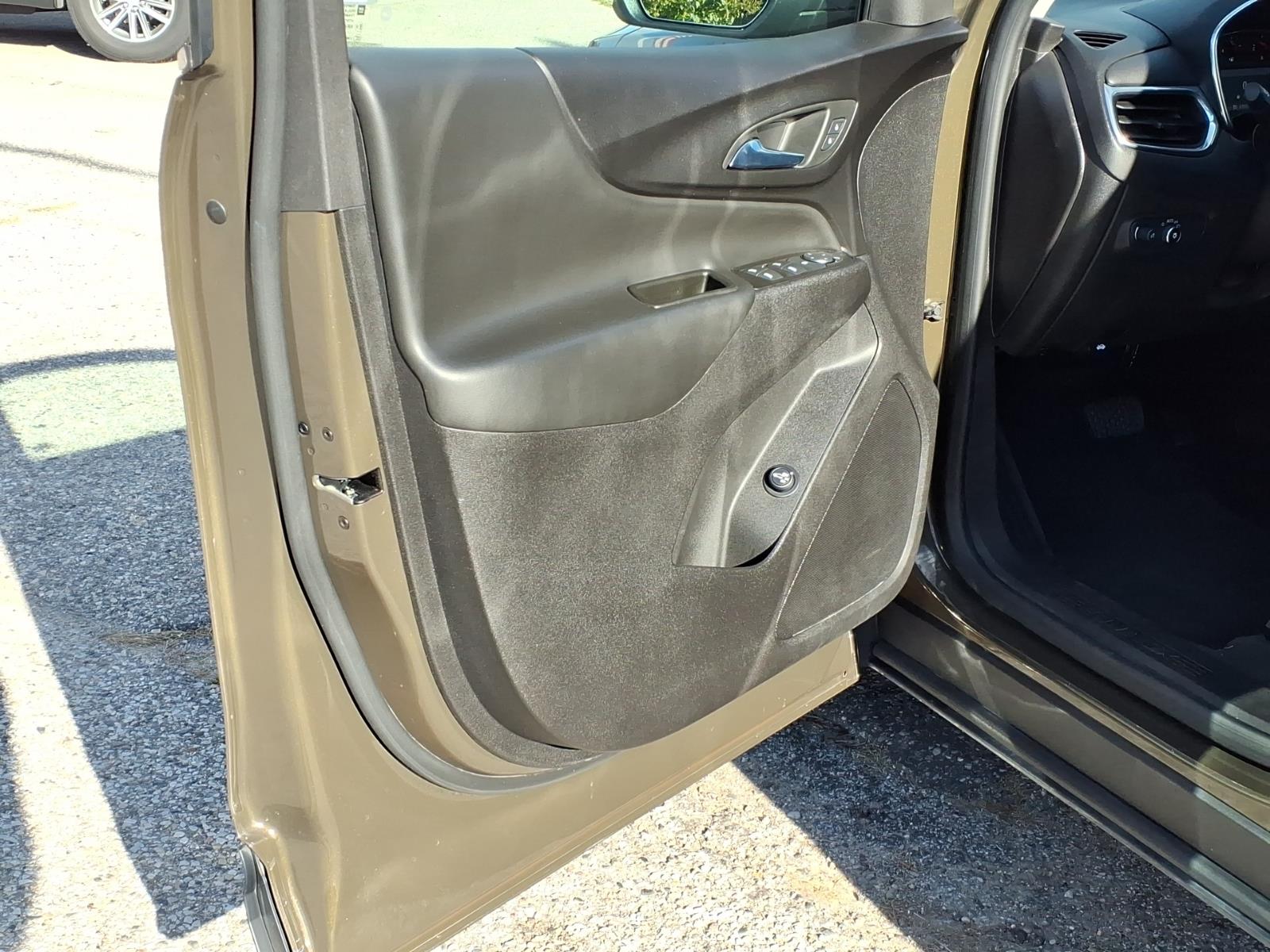 2024 Chevrolet Equinox LT - Photo 5