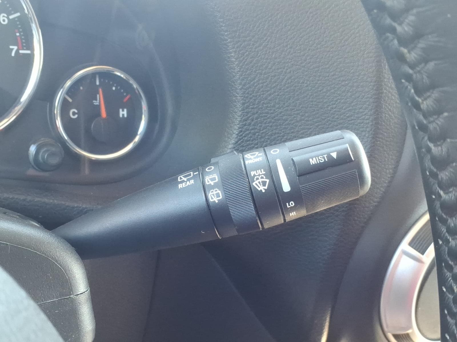 2016 Jeep Wrangler Unlimited Sahara - Photo 25