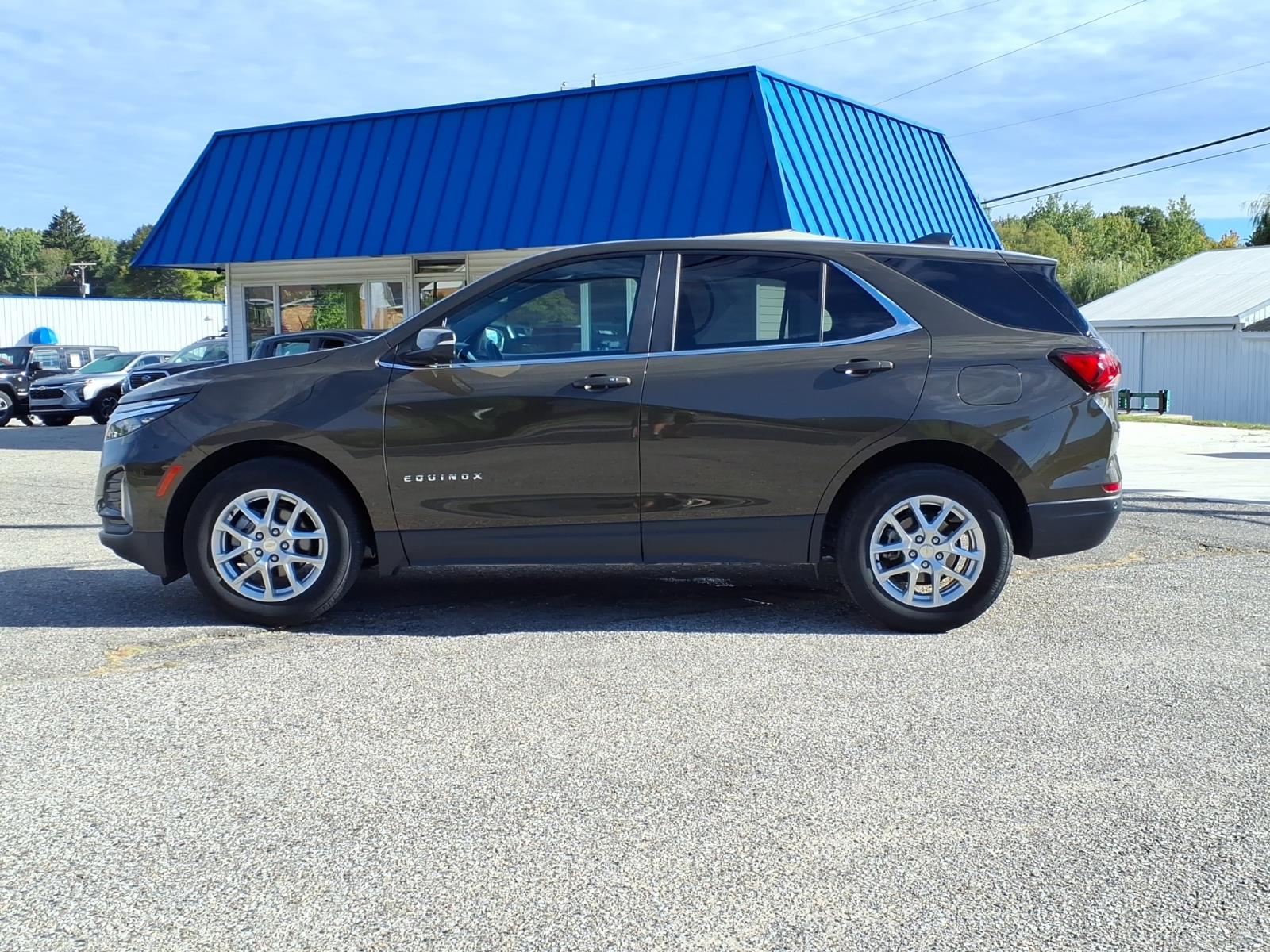 2024 Chevrolet Equinox LT - Photo 10