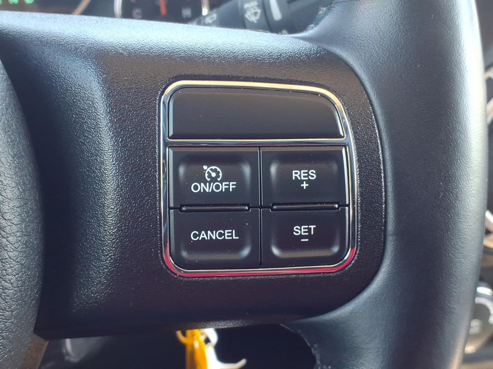 2016 Jeep Wrangler Unlimited Sahara - Photo 21