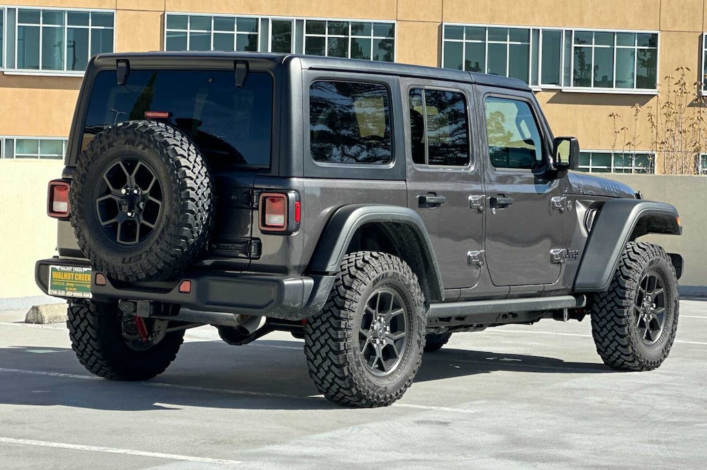 New 2026 Jeep Wrangler 4-DOOR WILLYS Sport Utility