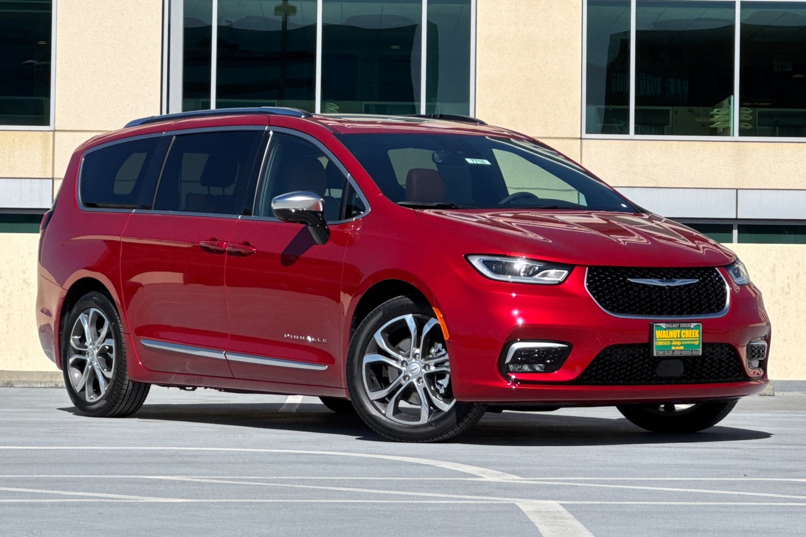 New 2026 Chrysler Pacifica PINNACLE Passenger Van