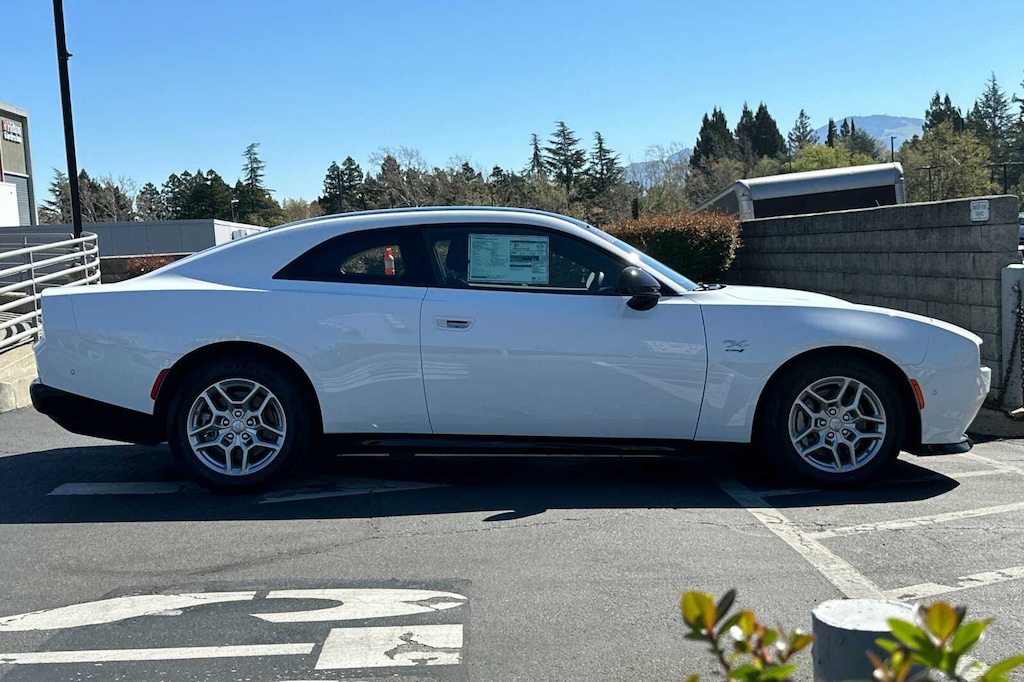 New 2025 Dodge Charger 2-DOOR DAYTONA R/T AWD Coupe