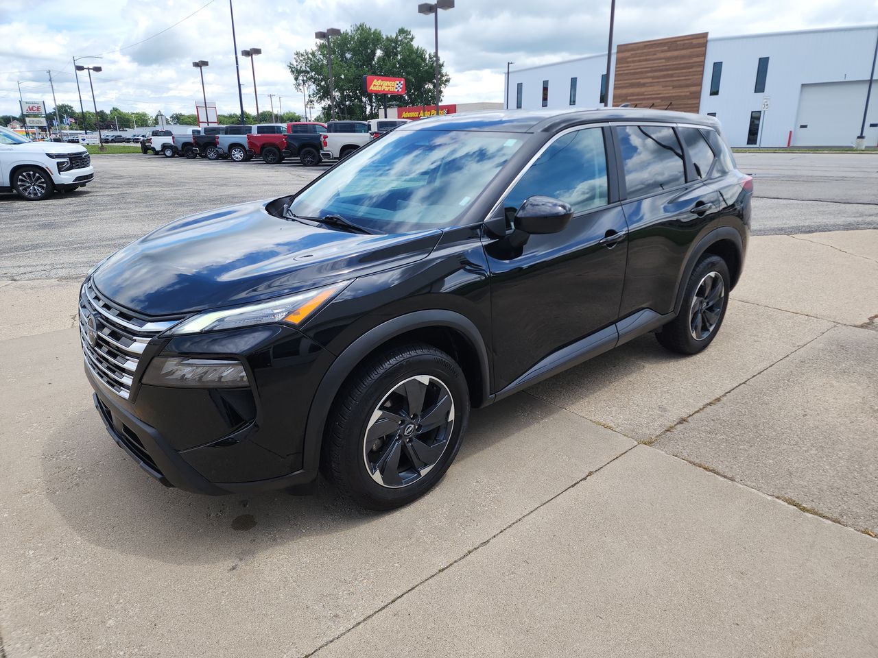 Used 2024 Nissan Rogue SV WAGON