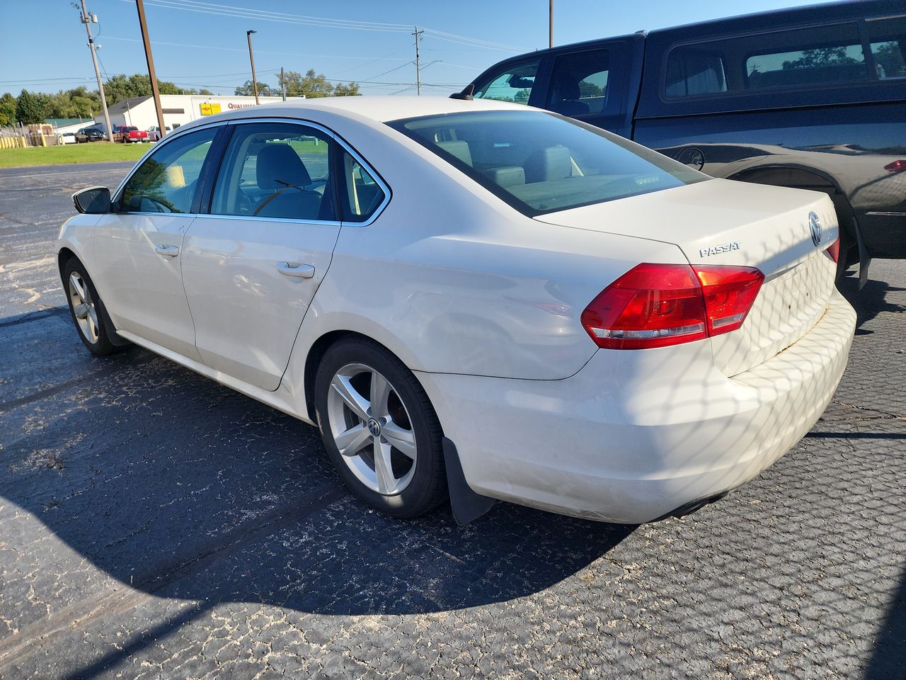 Used 2014 Volkswagen Passat SE SEDAN